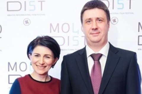 Ученый совет проверит диссертацию жены Кириленко на плагиат