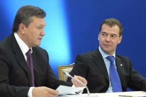 Медведев: Украина будет "нюхать воздух" в ТС 