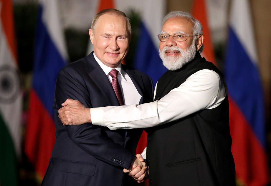 Прем'єр-міністр Індії Нарендра Моді та президент РФ Володимир Путін перед зустріччю в Нью-Делі, 6 грудня 2021 року.