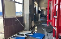 На Донеччині через ворожий обстріл пошкоджена пожежна частина
