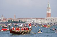Уряд Італії відхрестився від участі росіян у бієнале