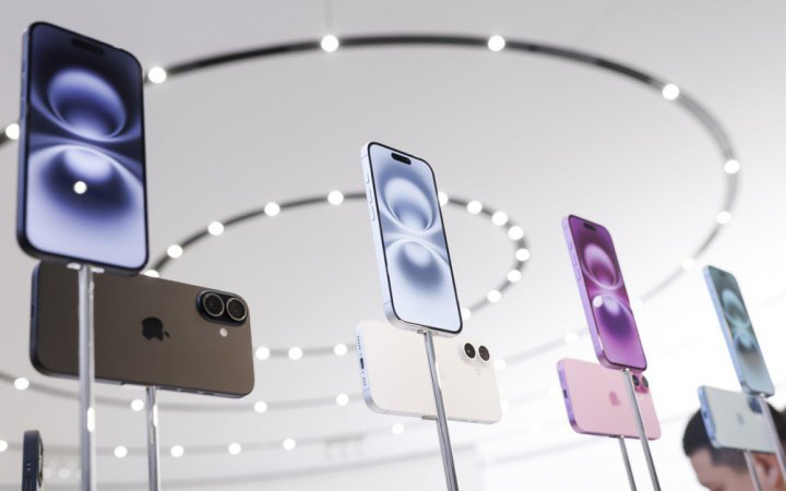 Apple презентувала нові iPhone 16, Apple Watch та AirPods