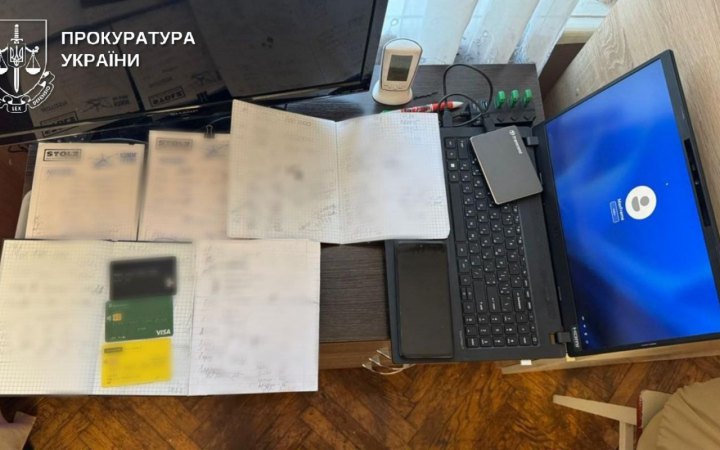 Начальника селищної військової адміністрації із Херсонщини підозрюють у хабарництві