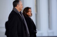 Трамп залишив без роботи чоловіка Камали Гарріс