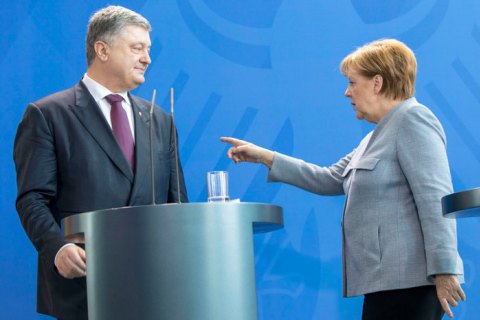 Меркель: Союзники будут поддерживать и защищать украинский суверенитет