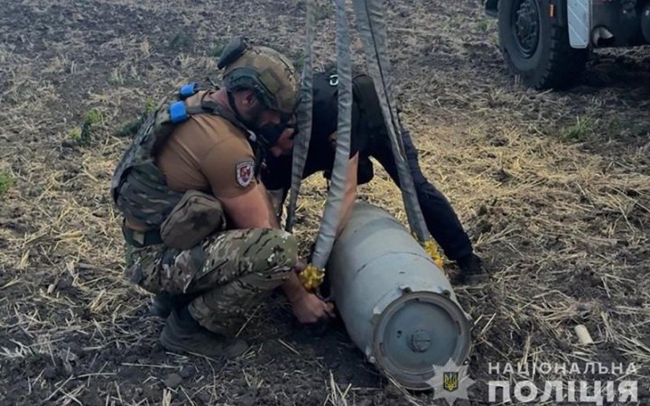 Росіяни обстріляли Білецьке у Донецькій області, двоє поранених