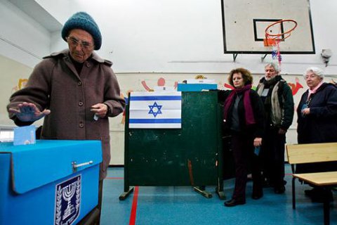 На выборах в Израиле с перевесом в один мандат лидирует оппозиция