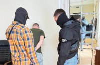 В Одесі затримали експравоохоронця, який вимагав 60 тисяч доларів, видаючи себе за працівника ДБР