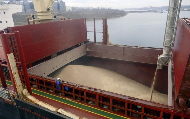 Понад 22 млн тонн вантажів різної номенклатури експортовано з початку роботи тимчасового коридору Чорним морем