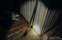 ​У Луцьку чоловік із дробовика вистрілив у поліцейського, який приїхав на виклик щодо домашнього насильства