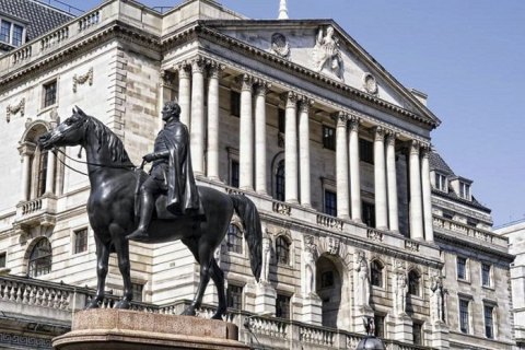 Рішення Банку Англії про визнання bail-in єврооблігацій ПриватБанку набуло чинності