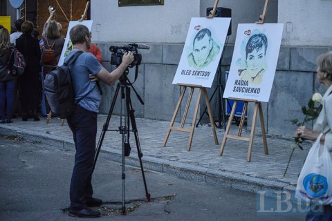ЄС відправить своїх представників на суди над Савченко та Сенцовим