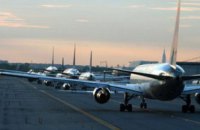 Из-за санкций самолеты российских олигархов застряли в Дубае, - WSJ