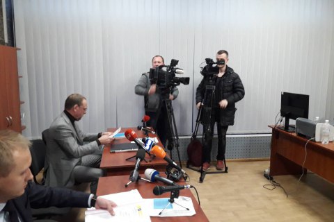 Суд відхилив позов Тимошенко про незаконну агітацію Порошенка на форумі