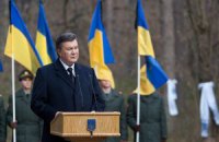 Янукович зовет всех за стол переговоров