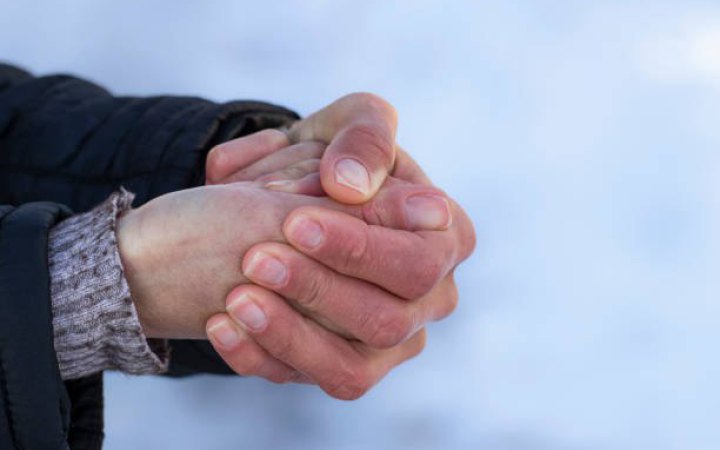 МОЗ: за місяць до лікарень потрапили більше 1000 людей з обмороженням та переохолодженнями 