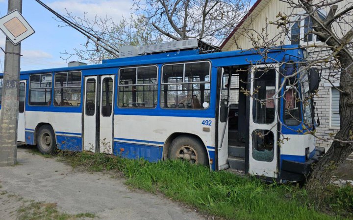Сьогодні у Херсоні через атаку РФ загинув водій тролейбуса
