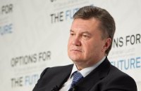Янукович жалуется, что ему больше всех достается из-за Тимошенко