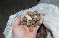 У жителя Ровенской области изъяли янтаря на миллион гривен