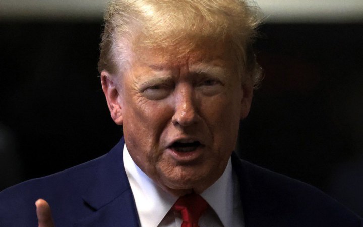 Трамп назвав "фігнею і показухою" заяви Лаврова про Зеленського