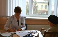 Скільки в Україні сімейних лікарів та які зарплати вони отримують — розповідають у МОЗ 
