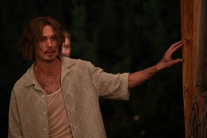 Кадр з фільму 'Еддінгтон'.