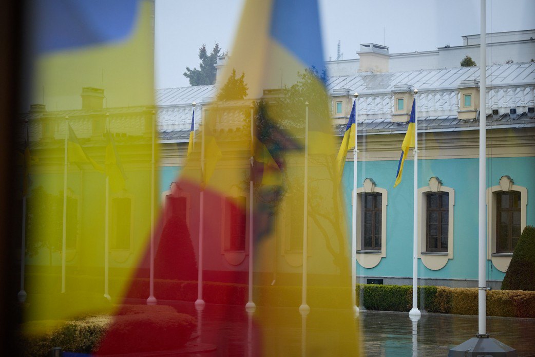 Під час зустрічі президента України Володимира Зеленського з президенткою Молдови Маєю Санду в Києві, 26 квітня 2026 року.