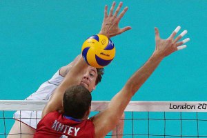 Польша выбила Россию из ЧМ по волейболу "украинским" мячом