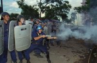 В Парагвае крестьяне подрались с полицией за землю