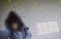 В Одесі жінці повідомили про підозру за наругу над прапором України