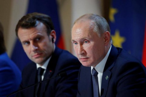 Макрон и Путин обсудили транзит российского газа через Украину