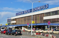 Пів сотні українців не змогли вилетіти з Берліна через черги на паспортному контролі