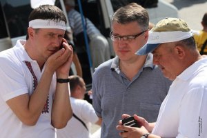 Кириленко: милиция не пропускает "скорую" к голодающим активистам 