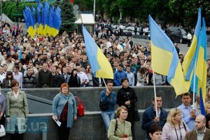 Згідно зі стереотипами, українці - грубі та залежні