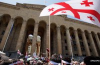 Парламент Грузії ухвалив закон, який дозволяє забороняти «антиконституційних» політиків і партії