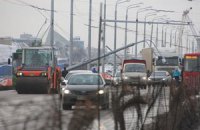 В Казани открыли, а затем перекрыли 4-полосную дорогу