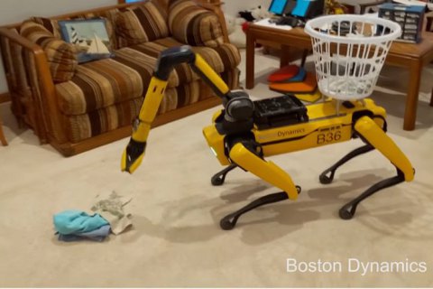 Boston Dynamics научила робособак убирать, сажать цветы и писать мелом на асфальте