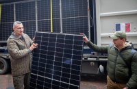 Київ отримав як допомогу від Франції унікальні сонячні електростанції для медзакладів, - Кличко