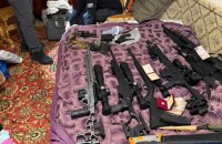 У колишнього комбрига тероборони в Запоріжжі вилучили колекцію зброї на 750 тисяч грн