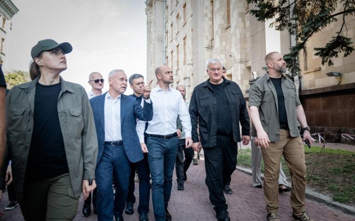 Голова МЗС Франції відвідав Суми і Харків, які зазнають постійних російських ударів