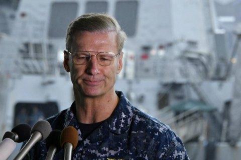 В США уволили командующего флотом после аварии эсминца John S. McCain