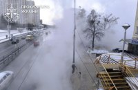 У Києві 16-річна дівчина впала в яму з окропом і отримала 73% опіків тіла