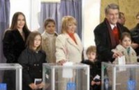 Ющенко проголосовал с уверенностью в своей победе (ФОТО+ВИДЕО)