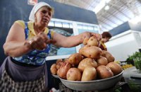 В Украине подешевела только капуста и картошка