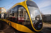 В Києві на маршруті №33 почали працювати нові трамваї "Татра-Юг" українського виробництва, - Кличко