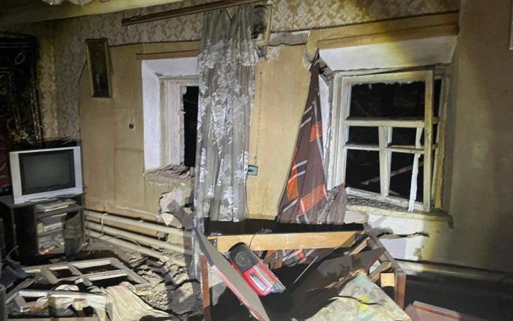 На Нікопольщині через російський обстріл постраждали двоє поліцейських