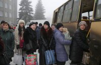 Автобуси з біженцями з Дебальцевого відправляються що 20 хвилин