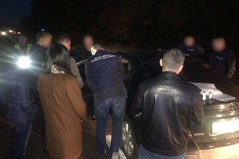 У Вінниці затримали двох чиновників Аудиторської служби