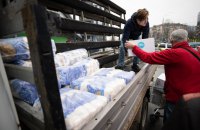 Литовський фонд Food for Ukraine доставив до Києва 28 вантажівок продуктів для малозахищених