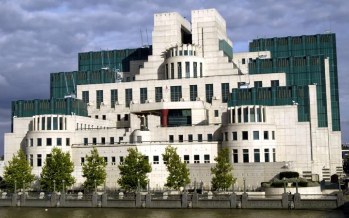 Британська розвідка запустить портал у даркнеті, щоб вербувати шпигунів в Росії